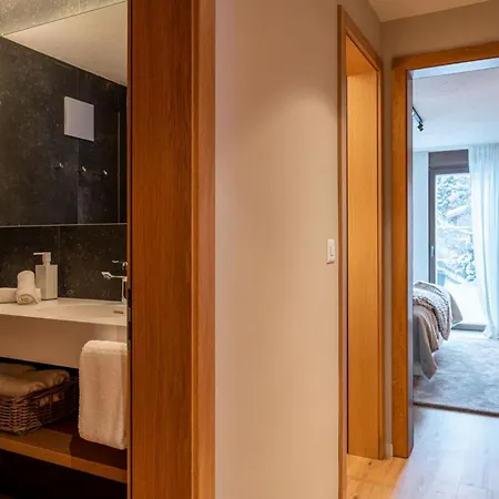 בקתה Ridee Alpine Retreat Breathtaking Matterhorn Views And Luxurious Comfort צרמט